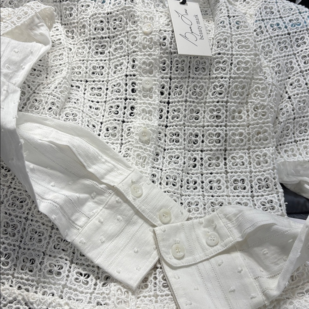 Byron Lars Eyelet tailored removable sleeves button down collard shirt size 4 - Picture 10 of 11